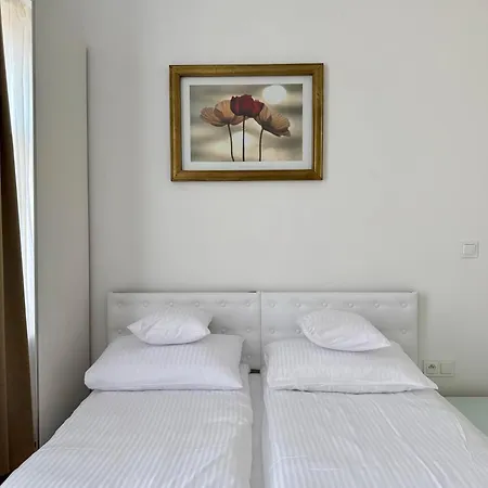 S45 By Promodero * Cracovia